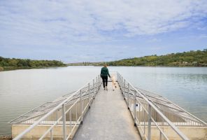 After more than half a century, the dam of the reservoir in the city of Rîșcani has been completely reconstructed. The works, worth over 2.9 million MDL, were carried out with the support of the European Union through the project ”EU4Moldova Resilience: Secure State, Resilient Communities”, implemented by Solidarity Fund PL in Moldova.