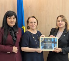 On the occasion of its 8th anniversary in the Republic of Moldova, representatives of the Women Police Association expressed their gratitude to the EU Ambassador to Moldova for the support provided by the European Union.