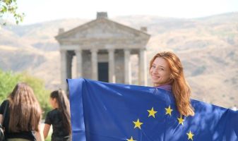 Are you a young graduate interested in international relations? Are you curious to learn more about work of a diplomatic mission and how the EU Delegation represents EU interests and values in the Republic of Moldova?