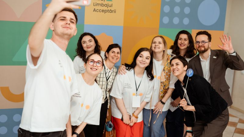 Asociația Prietena Mea a încheiat cu succes cea de-a doua ediție a proiectului Învăț Limbajul Acceptării, desfășurat în perioada octombrie 2024 – mai 2025, în 15 școli din rețeaua instituțiilor-model. 