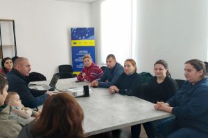 Проект «Многоплановое партнерство во имя инклюзивного устойчивого экономического развития в селе Кэрпинень», финансируемый Европейским Союзом через программу «Мэры за экономический рост» и внедряемый примэрией села Кэрпинень и Общественной Ассоциацией Cutezătorul, представил в ходе открытого мероприятия результаты, достигнутые за год деятельности.