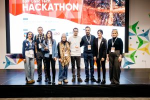 Hackathonul Civic Tech 2024 al Parteneriatului Estic, organizat de proiectul „Eastern Partnership Civil Society Facility”, finanțat de UE, la Chișinău, în weekendul 26-28 ianuarie 2024, s-a încheiat cu succes. Evenimentul a reunit peste 60 de participanți din Armenia, Azerbaidjan, Belarus, Georgia, Moldova și Ucraina - activiști ai societății civile, dezvoltatori, designeri și experți IT, care au format 15 echipe pentru a crea soluții tehnologice civice care să răspundă provocărilor sociale și să contribuie la transparență, responsabilitate și servicii publice îmbunătățite în țările Parteneriatului Estic.