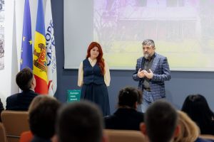During 2 days, on February 21 and 22, the documentary made by the Moldovan journalists Viorica Tataru and Andrei Captarenco was screened at Europe Café. In addition to the opportunity to see the documentary screening, Europe Café guests had the opportunity to communicate directly with the team of creators.