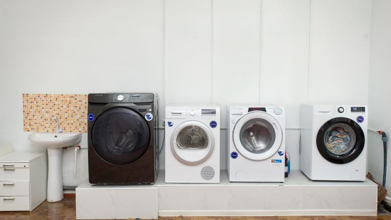 Vulnerable people in Cobîlea, Șoldănești district, now have access to a new free social service. With financial support from the European Union, a social laundry was opened in the village, where more than 150 vulnerable residents will be able to wash and dry their clothes in decent conditions.
