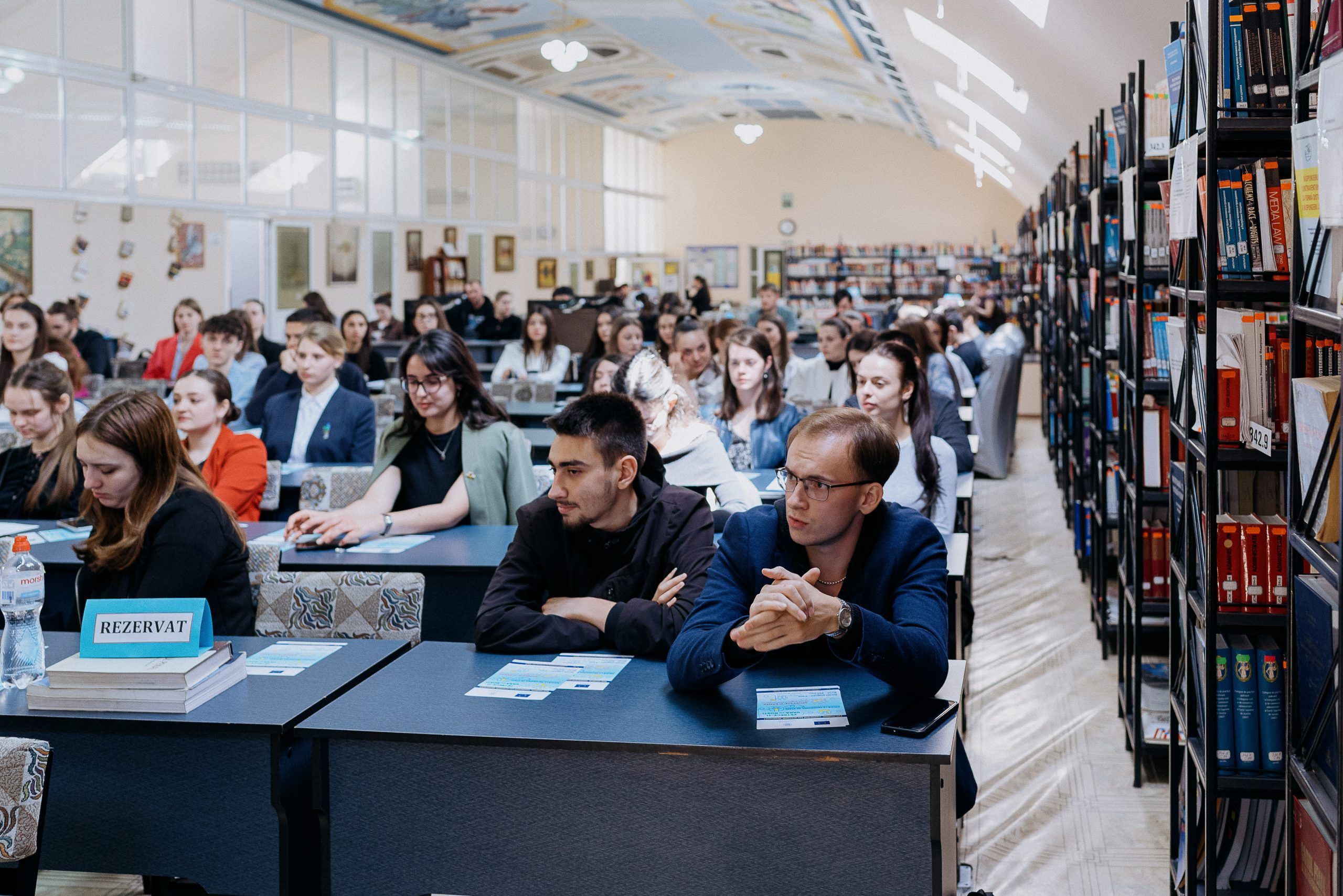 Aproape 100 de studenți de la Universitatea Liberă Internațională din Moldova (ULIM) s-au reunit pentru o nouă sesiune de prezentări dedicată lansării celei de-a patra ediții a Programului comun de stagii al Uniunii Europene și Guvernului Republicii Moldova.