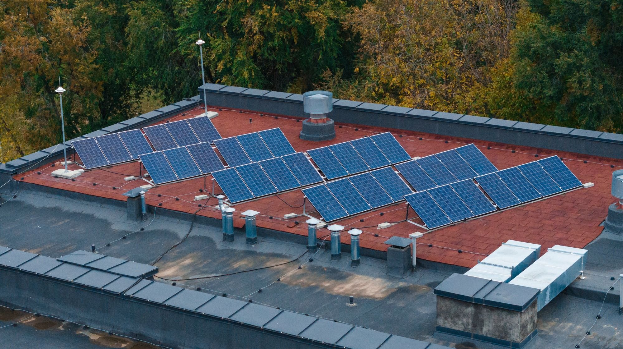Un studiu recent asupra celor opt licee modernizate în cadrul proiectului „Modernizarea Serviciilor Publice Locale din Republica Moldova” (MSPL) confirmă economii anuale de până la 60% din consumul final de energie și recuperarea fiecărei investiții prin economii realizate doar într-o perioadă de la 9 la 16 ani, în funcție de tarifele la energie.