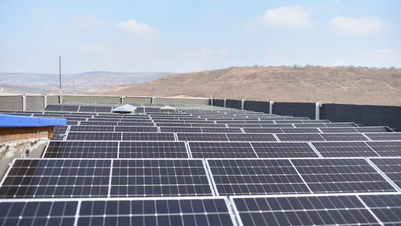 Panouri de fotovoltaice, instalate la spitalul raional din Nisporeni