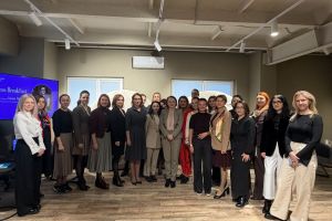 Ambasadoarea Uniunii Europene în Republica Moldova, Iwona Piórko, a avut o discuție cu reprezentantele Asociației Femeilor Antreprenoare din Moldova (AFAM), una dintre cele mai active organizații care sprijină femeile din domeniul afacerilor.