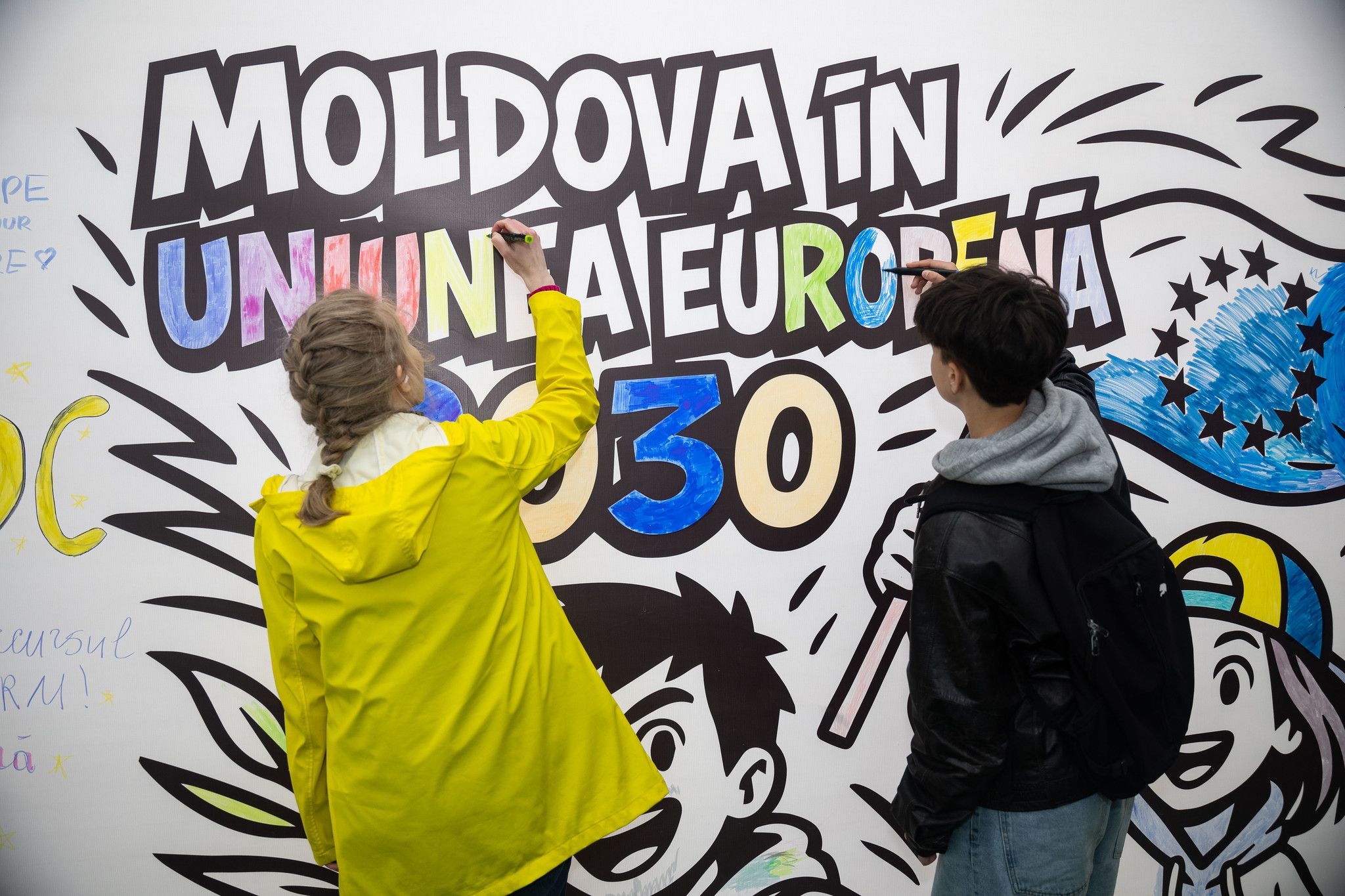 Din 8 până pe 16 august, tinerii din Moldova sunt vedete. Festivalul Tineretului 2025 reunește creativitatea, implicarea și energia noii generații, printr-o serie de evenimente – de la discuții și ateliere, până la muzică bună și distracție. Echipa Europe Café se alătură inițiativei și te invită să sărbătorim împreună.