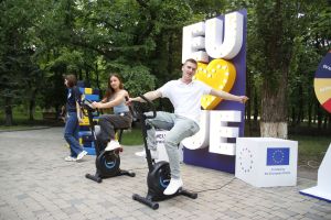 The Central Park in Drochia became the epicenter of European dialogue and civic participation in the northern part of the country on Saturday, July 20, with the EU Fest – a large-scale event dedicated to promoting European values, youth involvement, and the European integration process.