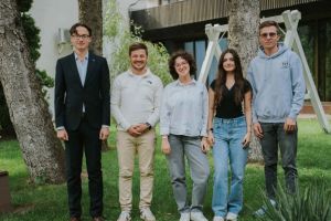 EU4Youth este o inițiativă regională majoră a Uniunii Europene, care reunește mai multe proiecte, printre care și Rețeaua Alumni EU4Youth