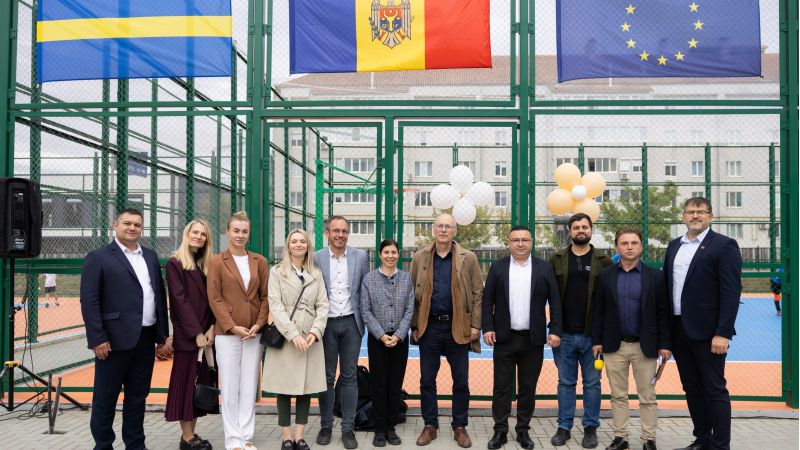 Copiii, tinerii și sportivii din Cimișlia se bucură de două stadioane multifuncționale moderne. Noile terenuri, destinate baschetului, voleiului și tenisului de câmp, au fost construite cu sprijinul Uniunii Europene și vor găzdui antrenamente, competiții și evenimente comunitare în aer liber.