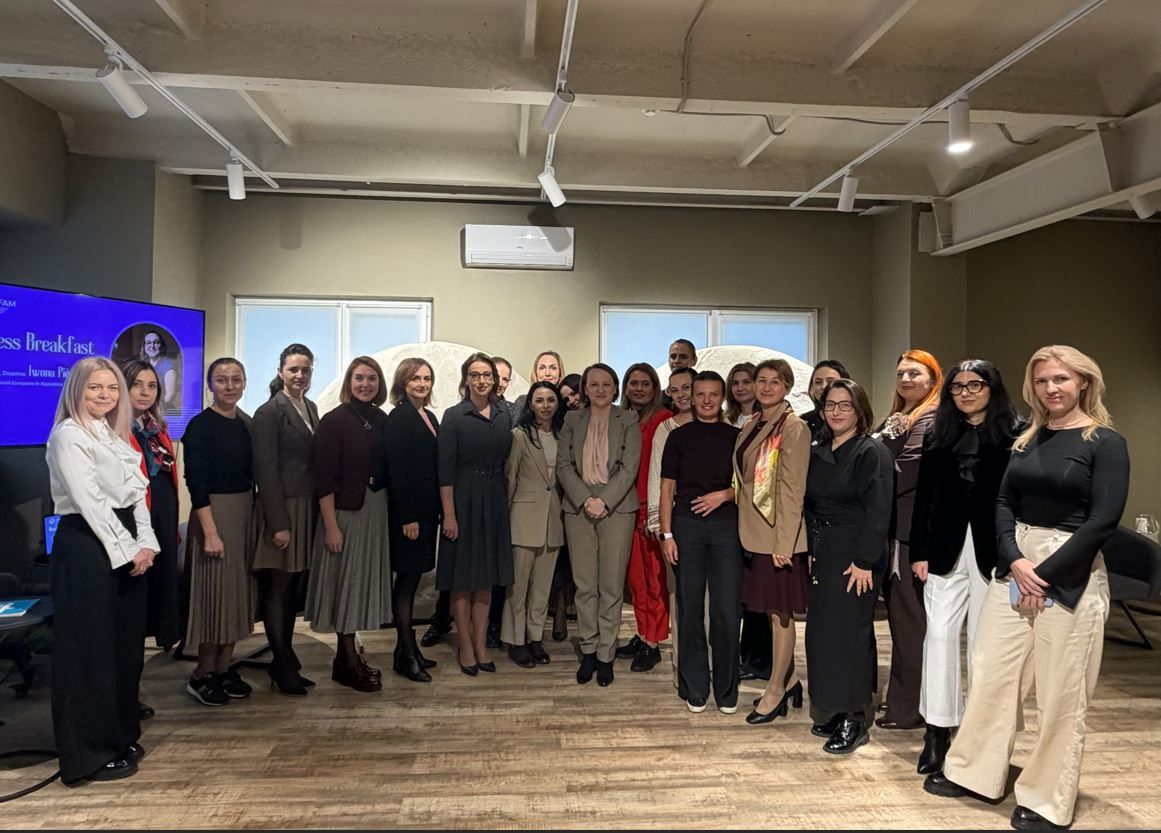 Ambasadoarea Uniunii Europene în Republica Moldova, Iwona Piórko, a avut o discuție cu reprezentantele Asociației Femeilor Antreprenoare din Moldova (AFAM), una dintre cele mai active organizații care sprijină femeile din domeniul afacerilor.