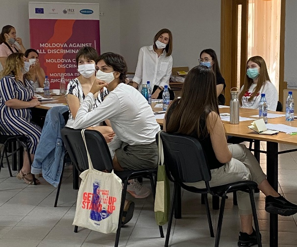 Moldovan Young Women Activists Strengthen their Leadership Skills - EU