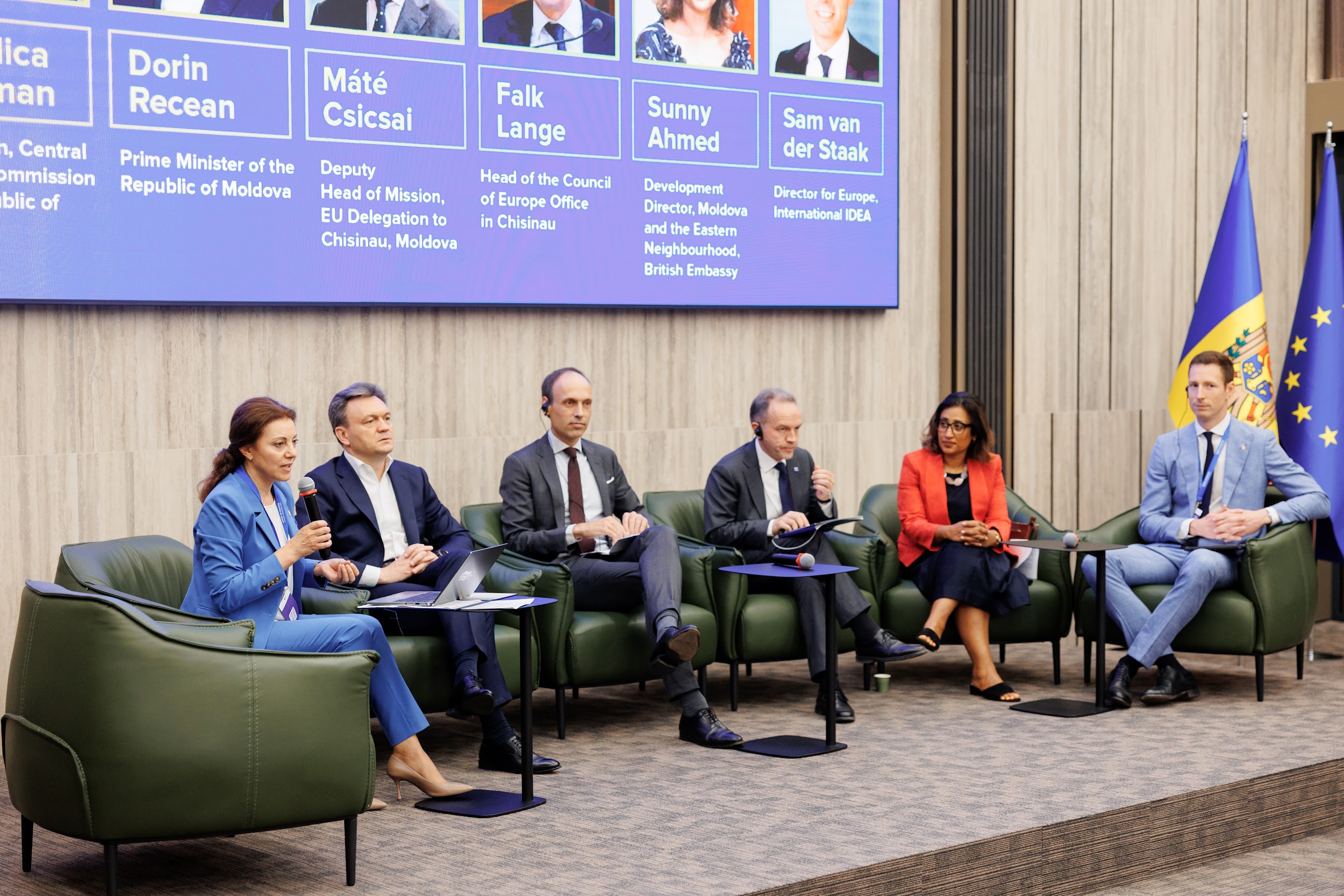 Evenimentul de două zile „Money in Politics” a avut loc pe 8–9 iulie 2025 la Chișinău, fiind găzduit de Comisia Electorală Centrală a Moldovei, împreună cu parteneri internaționali precum International IDEA, PNUD, Consiliul Europei, IFES, Westminster Foundation for Democracy și International Republican Institute.