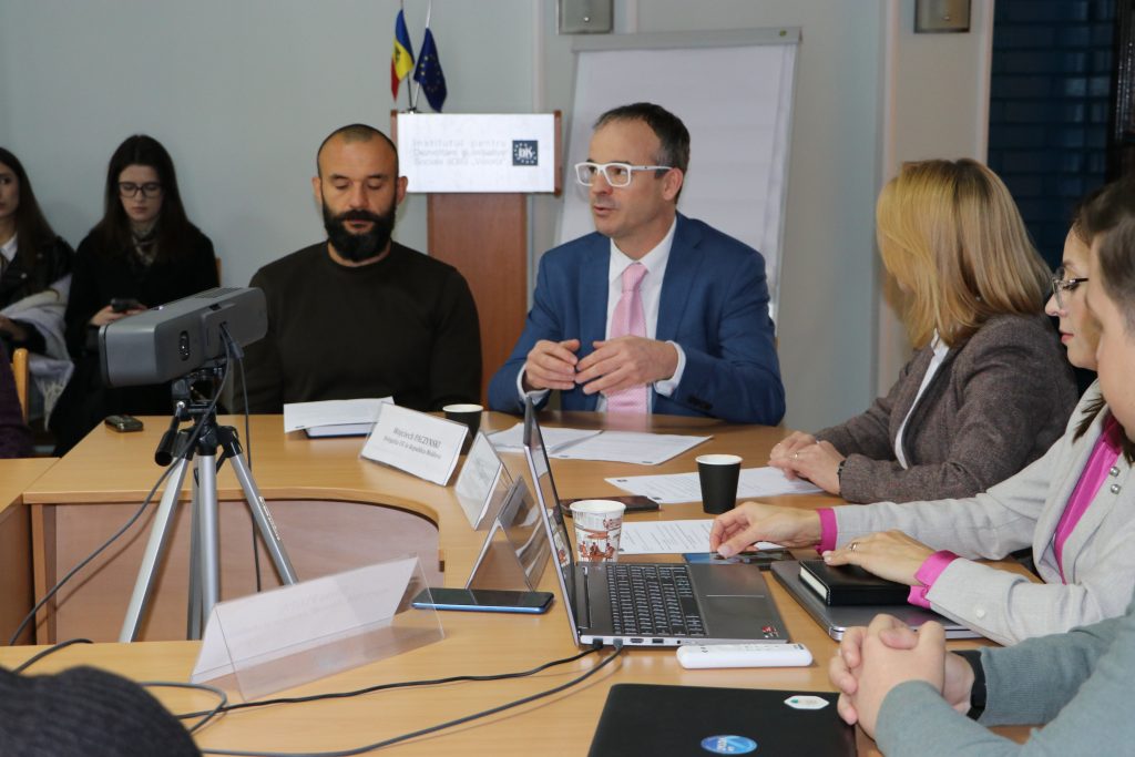 The Institute for Development and Social Initiatives "Viitorul" (IDIS), with the financial support of the European Union (EU), has started implementing the project “Supporting Moldova’s public procurement reform in the EU accession context”, which will run from September 2025 to September 2026.