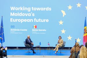 „I am very pleased to be here in Chișinău today, on this very symbolic day. Three years ago, you, Madam President, signed Moldova’s formal application to join the European Union. Since then, Moldova has undergone a transformative journey, moving steadily closer to the European Union. I am impressed by how much your country has achieved in these three challenging years. I pay tribute to all of those who have been working hard to make that path a success - local and national authorities, economic actors, civil society, young generations.