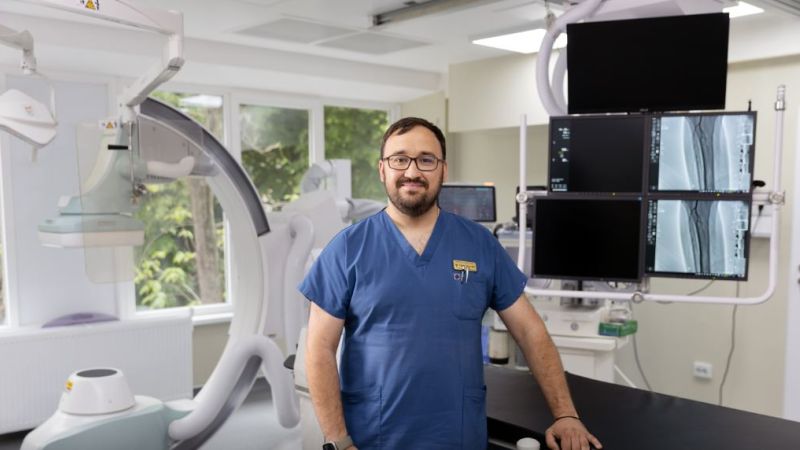 Ascuns într-un colț liniștit și verde din nordul Chișinăului, Spitalul Clinic Municipal „Sfânta Treime” nu este doar un centru de îngrijire medicală, ci și un model de servicii moderne și orientate spre viitor.